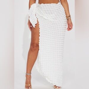 women’s plus size bubble maxi cover up sarong - nova swim (by fashion nova)!